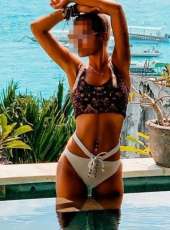 Güzel buğday tenli eskort Makbule