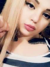 Harika buğday tenli Ayben