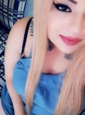 Harika buğday tenli Ayben