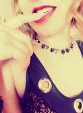 Harika buğday tenli Nedret