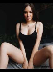 Harika sarışın kız Müzeyyen