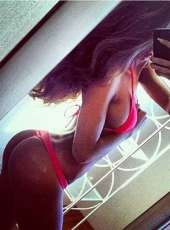 Kaliteli dans yapan kadın Müesser