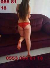 Kaliteli öpüşmeyi seven Birgül