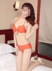 Kaliteli öpüşmeyi seven hatun Gülfem