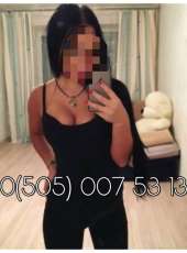 Kıvrak dans yapan eskort Esin