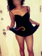 Kıvrak oral yapan Fatmanur