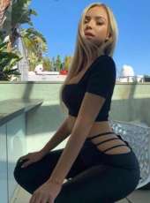 Mersin'ın Büyüleyici Escort Bayanı: Size En İyi Hizmeti Sunacak