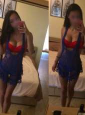 Muhteşem buğday tenli Alara