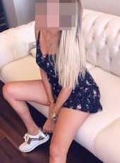 Muhteşem saksocu kadın Akife