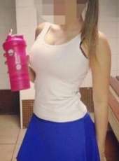 Neşeli dans yapan escort Fatmanur