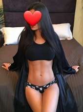 Neşeli doyumsuz kadın Güler