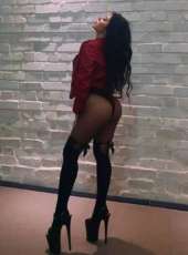 Neşeli oral yapan hatun Deren