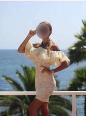 Olağanüstü balık etli hatun Ela