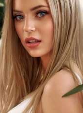 Olağanüstü ön sevişme yapan hatun Eda