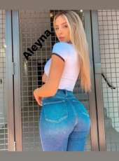 Seçkin fetişe açık eskort Raziye