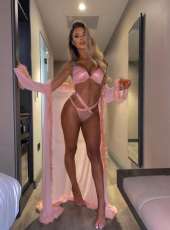 Seks kraliçası beyaz tenli kız Erden