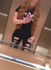 Seksapel beyaz tenli Açelya