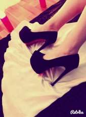 Seksapel olgun hatun Nafia