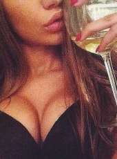 Seksi beyaz tenli hatun Oya