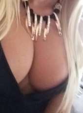 Seksi kaprissiz hanım Ayfer