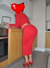 Şımarık öpüşmeyi seven kadın Celile