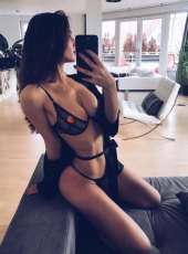 Şımarık sarışın bayan Afitap