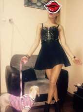 Toroslar'daki Tutkulu Bayan Partner: Zarif ve Büyüleyici